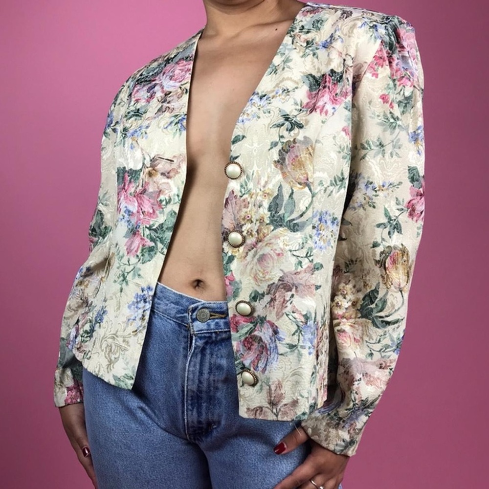 Vintage 80s Floral Ivory Tapestry Jacquard Brocade Blazer Pearl Buttons Size M